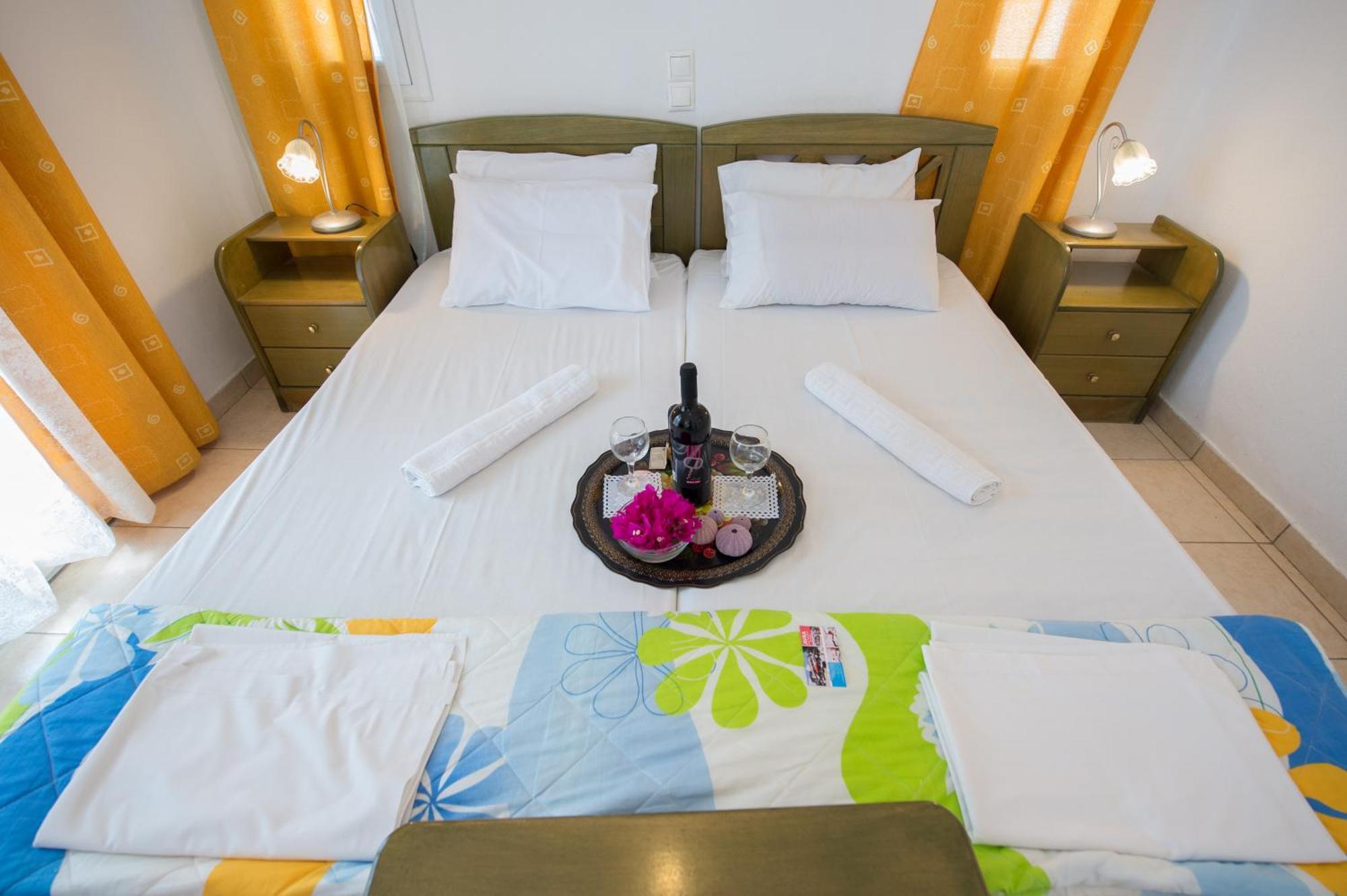 Hotel Avra Nea Epidavros Extérieur photo