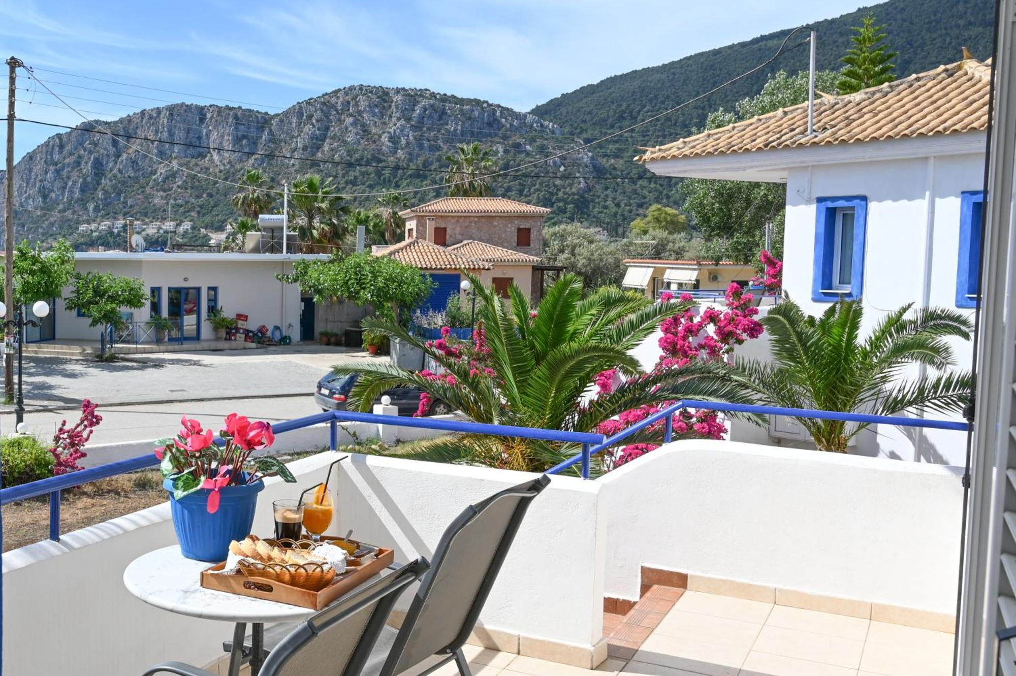Hotel Avra Nea Epidavros Extérieur photo