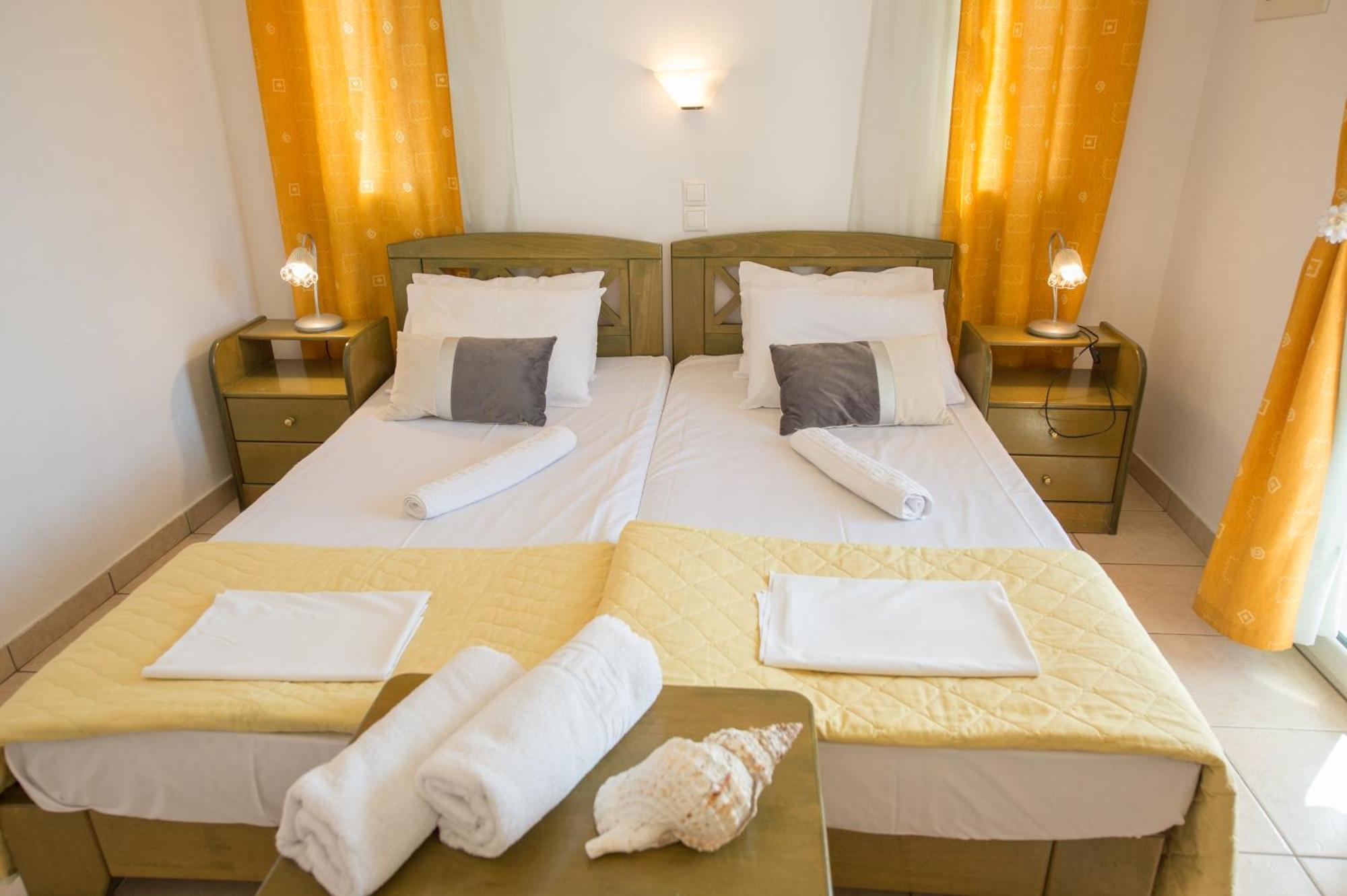 Hotel Avra Nea Epidavros Extérieur photo